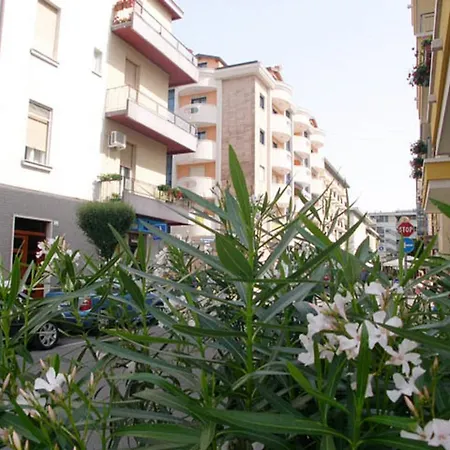 Mirage * Γκράντο